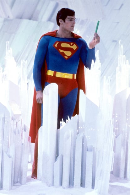 No hay nadie en el mundo que no identifique este traje como el de Superman.