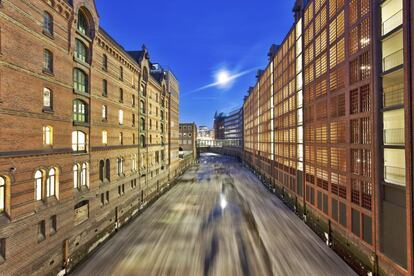 Vista de una calle de Hamburgo (Alemania).