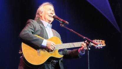 Joan Manuel Serrat, durant el seu concert a Buenos Aires.