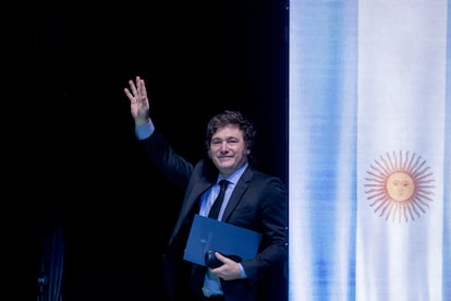 El presidente de Argentina, Javier Milei, durante el acto ‘Viva 24’ de Vox, este domingo en el Palacio de Vistalegre en Madrid.