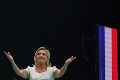 La candidata a la presidencia de Francia y líder de Rassemblement National, Marine Le Pen, durante su intervención en el acto de Vox este domingo en Madrid. 