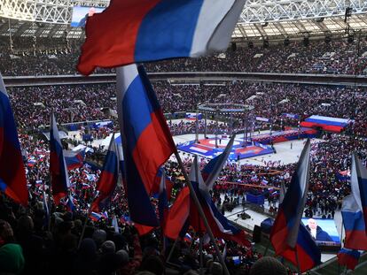 Concierto-manifestación a favor de la invasión y anexión de Crimea a Rusia, en el estadio Luzhniki de Moscú.