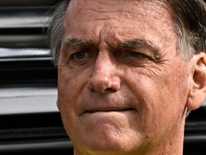 El expresidente de Brasil Jair Bolsonaro, a su llegada a un colegio electoral en Rio de Janeiro, el 30 de octubre de 2022.