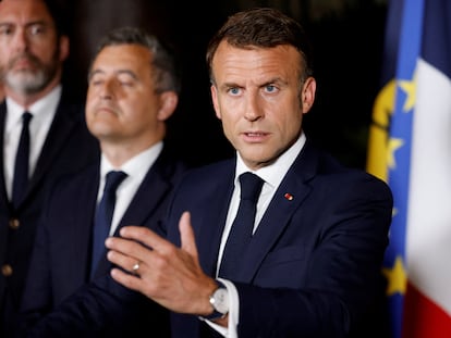 El presidente de Francia, Emmanuel Macron, durante un acto, el miércoles, en Nueva Caledonia, donde ha acudido a intentar pacificar los choques surgidos entre independentistas y no independentistas.
