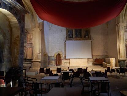 Interior de la iglesia de Quintanilla de la Ribera (Álava), transformada como un templo de la cultura.