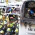 Bangkok (Thailand), 01/10/2024.- Thai forensic police officers inspect a burnt bus on Vibhavadi Rangsit road in Bangkok, Thailand, 01 October 2024. At least 20 students and three teachers were killed in the accident and many others were injured, police said. (Tailandia) EFE/EPA/NARONG SANGNAK