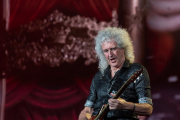 La inspiradora historia de Brian May, el guitarrista de Queen que colabora con la NASA / Shutterstock