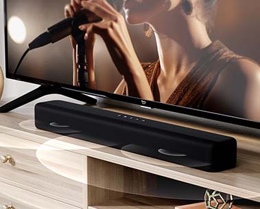 Amazon Soundbar vor dem Fernseher