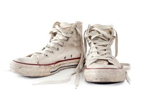 Kako se znebiti smradu iz čevljev?