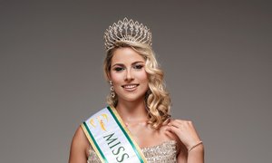 Krono Miss Earth Slovenije 2024 osvojila Zoja Ulaga