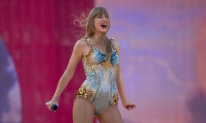 Oboževalci Taylor Swift na koncertu v Edinburgu zatresli Zemljo