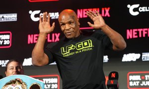 Za zdaj odložena Tysonova vrnitev v boksarski ring