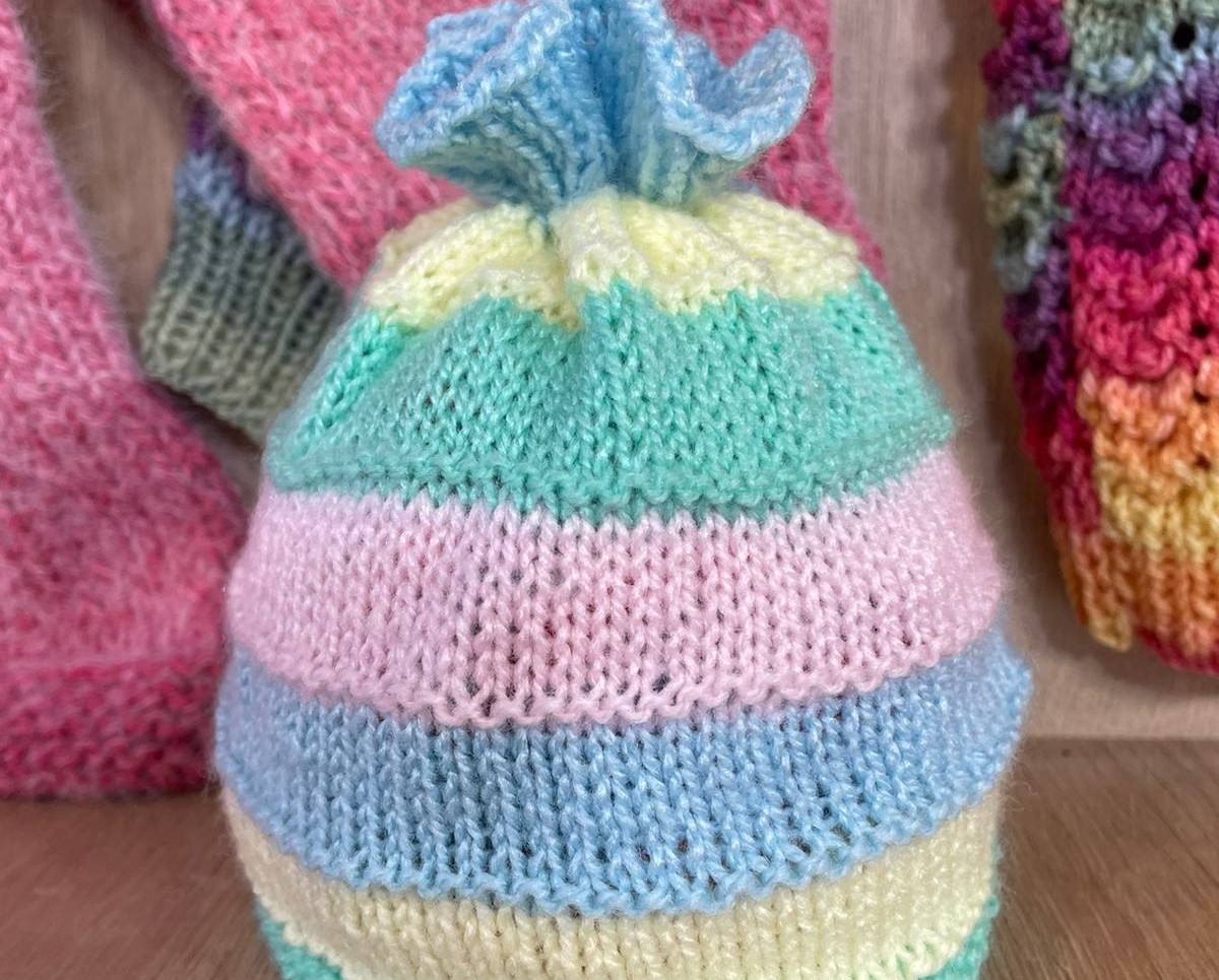 Gorro para bebê em tricô - Faça Você Mesmo