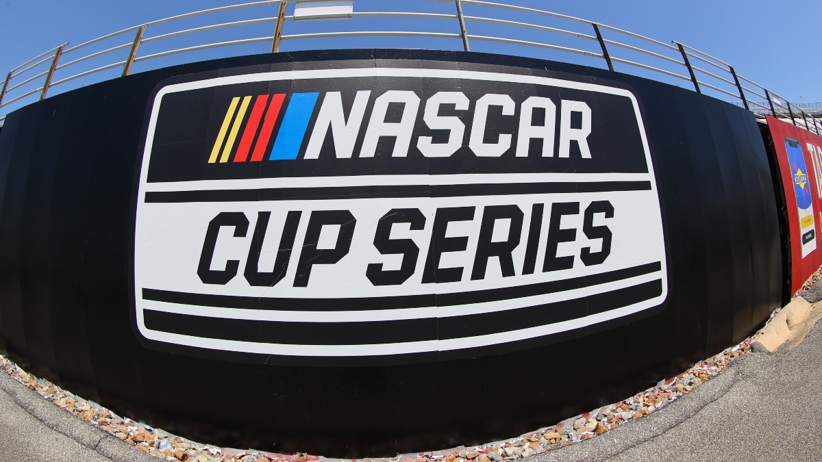 2022 NASCAR Cup Series Schedule: Dates, Times, TV Channels & Tracks article feature image