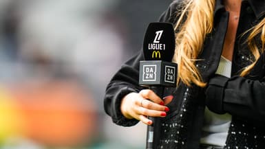 Un micro DAZN lors d'un match de Ligue 1, à Angers le 18 août 2024