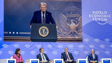 Le président américain Donald Trump s'exprime en visioconférence lors du Forum économique mondial de Davos, le 23 janvier 2025.