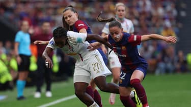 Vicki Becho face à Ona Batlle lors de la finale de la Ligue des champions féminine, le 25 mai 2024.