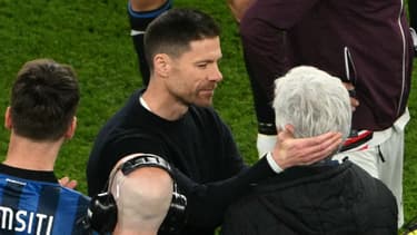 Xabi Alonso et Gian Piero Gasperini après la finale de la Ligue Europa entre l'Atalanta Bergame et le Bayer Leverkusen (3-0), le 22 mai 2024