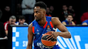 Rodrigue Beaubois avec l'Efes Istanbul en février 2024