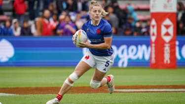 Joanna Grisez avec l'équipe de France de rugby à 7, en mai 2023