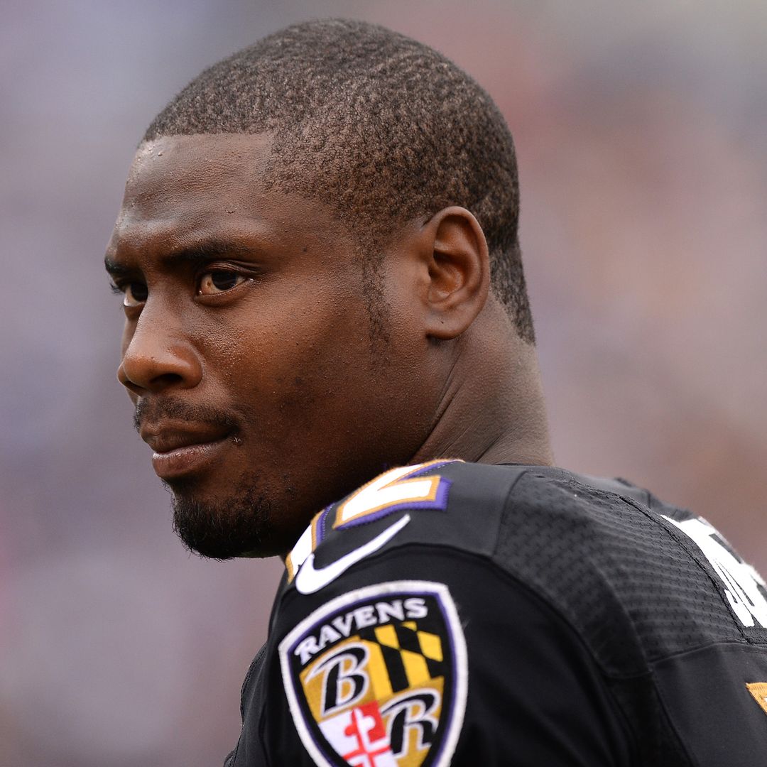 Super Bowl champ and Dancing with the Stars contestant Jacoby Jones dies in his sleep age 40