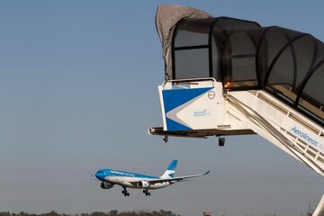 Los sindicatos ponen el grito en el cielo por la desregulación del mercado aéreo