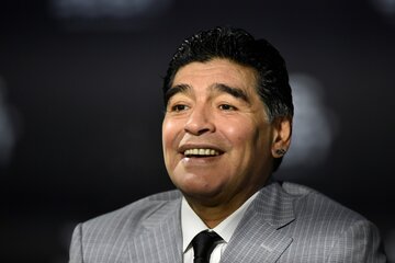 Maradona: dos médicos sobreseídos por una de las acusaciones (Fuente: AFP)