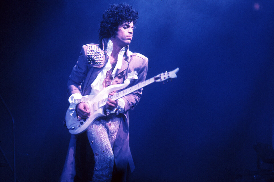 40 años de "Purple Rain", de Prince: dios y el diablo en una guitarra