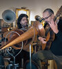 Patricio Crom y Juan Villarreal en una escena del documental.