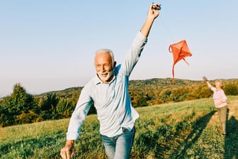 Rentenalter: Endlich ist mehr Zeit für schöne Erlebnisse vorhanden.