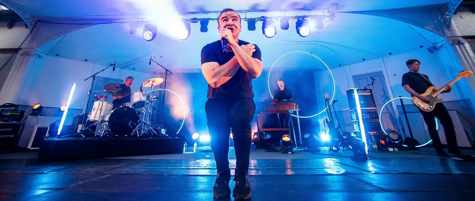 Future Islands @ Kelvingrove Bandstand, Glasgow, 30 Jul (only for use with review)