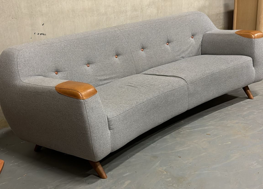 Montel Sofa