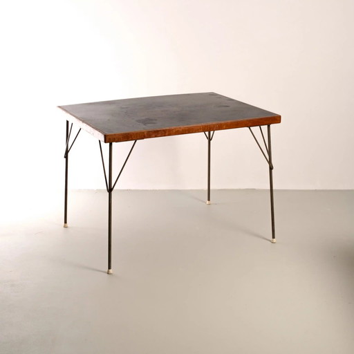 Gispen table model 530  by Wim Rietveld