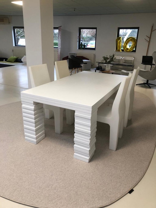 Gispen Layer table with 4x chairs