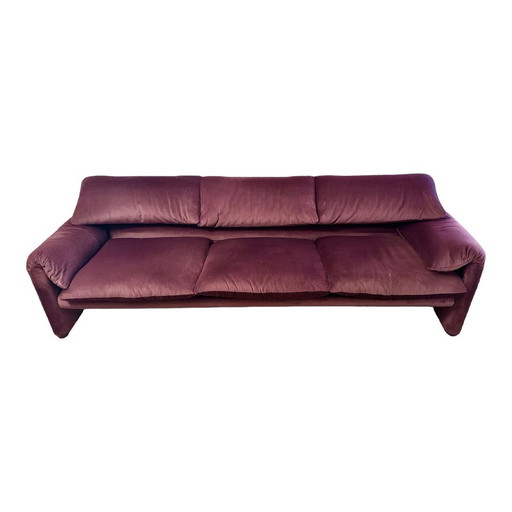 Cassina Maralunga sofa