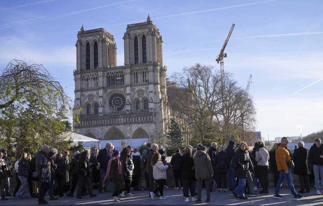 Pour le public, il faudra attendre le week-end prochain, les 7 et 8 décembre, pour refouler le sol de la cathédrale.