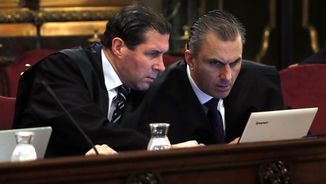 Pedro Fernández i Javier Ortega Smith exercint l&#039;acusació particular de Vox en el judici del proés