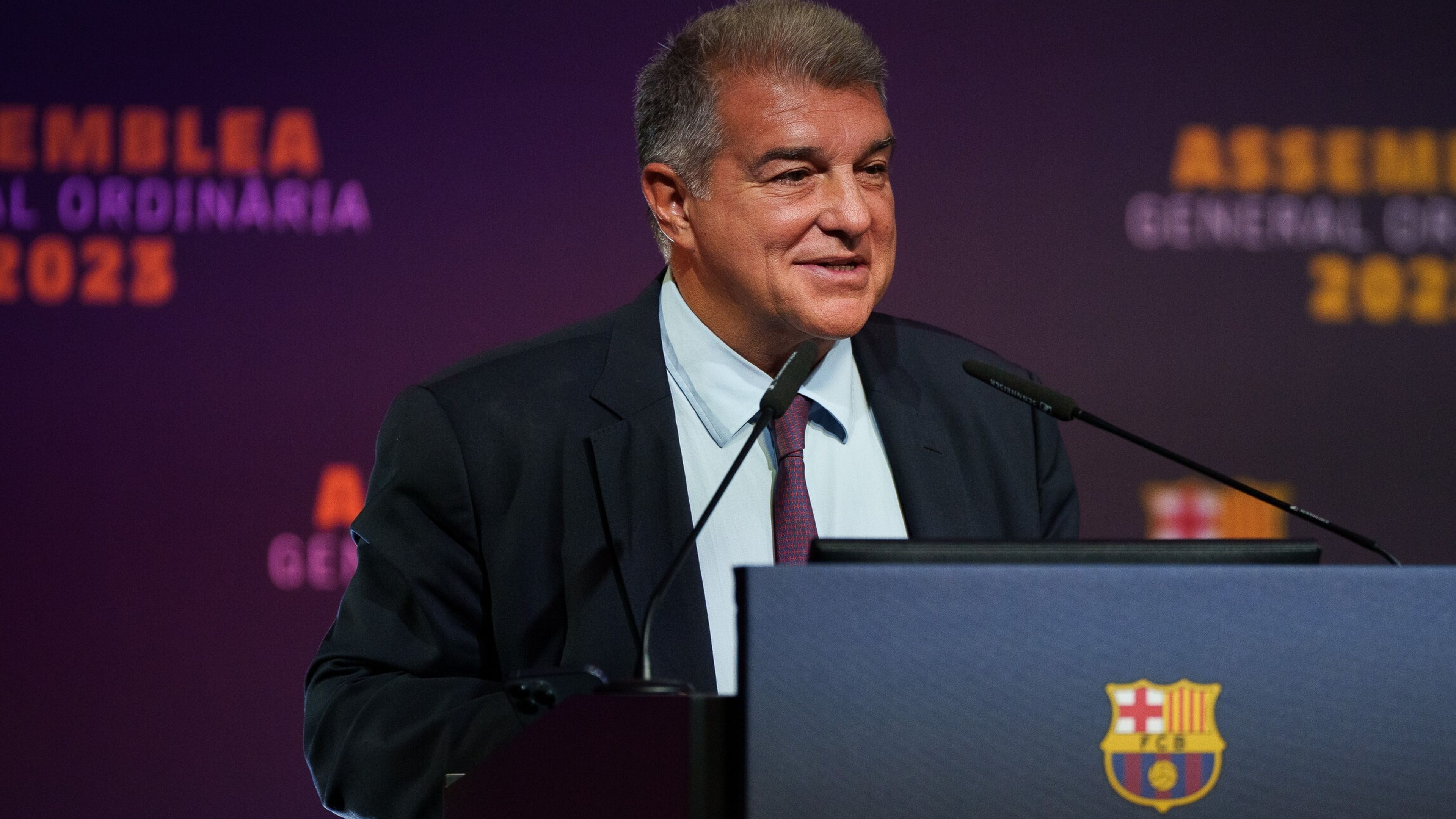 Laporta justifica el canvi d'opinió sobre Xavi