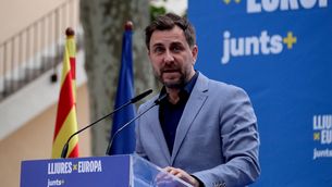 El candidat de Junts al 9-J, Toni Comín, en l'acte de final de campanya a Cotlliure