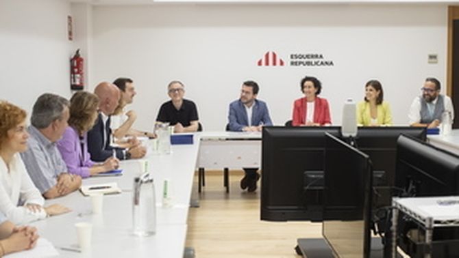  La crisi a ERC pels cartells s'enreda amb amenaces de querelles i la publicació d'uns àudios 