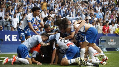 L'Espanyol guanya l'Oviedo (2-0) i torna a ser equip de Primera