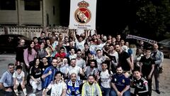 Los aficionados de la peña Blancos Madridistas de Siria celebran la 15 en la ciudad de Masyaf.