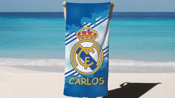 Toalla del Real Madrid personalizada en Amazon para la playa o el baño