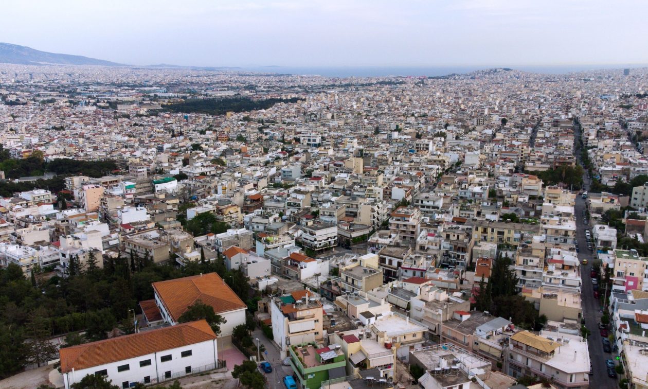 Μείωση επιτοκίων: Έρχονται μειωμένες δόσεις για 400.000 στεγαστικά δάνεια