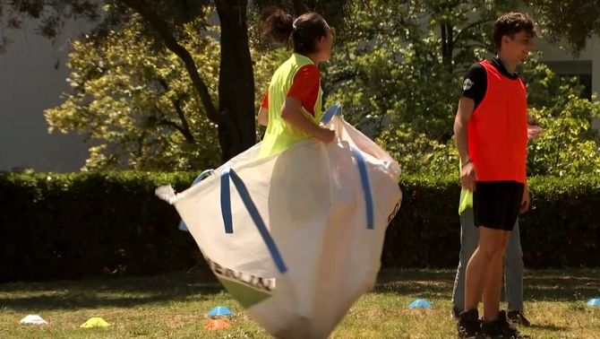 Metges residents, durant una activitat de gamificació organitzada pel Parc Taulí