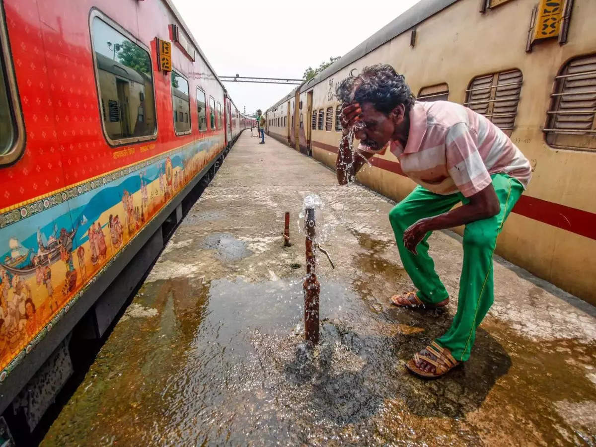 Telangana heat wave makes EC change polling times: IMD prediction for state:Image