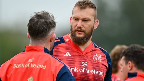 RG Snyman (r) and Peter O'Mahony are back for Munster