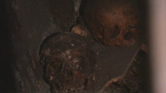Skulls at St Michan's Church 1996