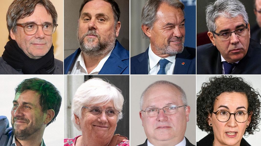 Carles Puigdemont, Oriol Junqueras, Artur Mas, Francesc Homs, Toni Com�n, Clara Ponsat�, Llu�s Puig i Marta Rovira