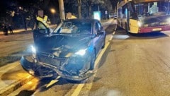 Dem Pkw-Lenker wurde nach dem Unfall der Führerschein entzogen. (Bild: Markus Tschepp)